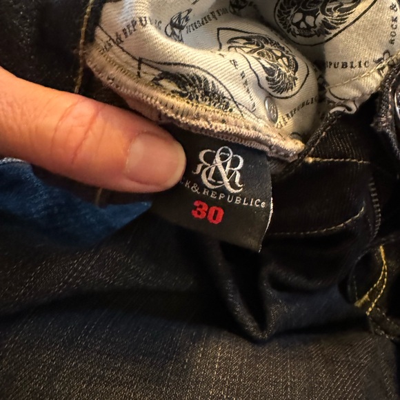 Rock & Republic Women's Dark Wash Jeans - Picture 4 of 4